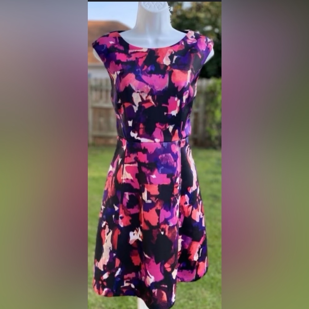 Cynthia Rowley size 4 Fit and Flare dress in pink, purple, and black
